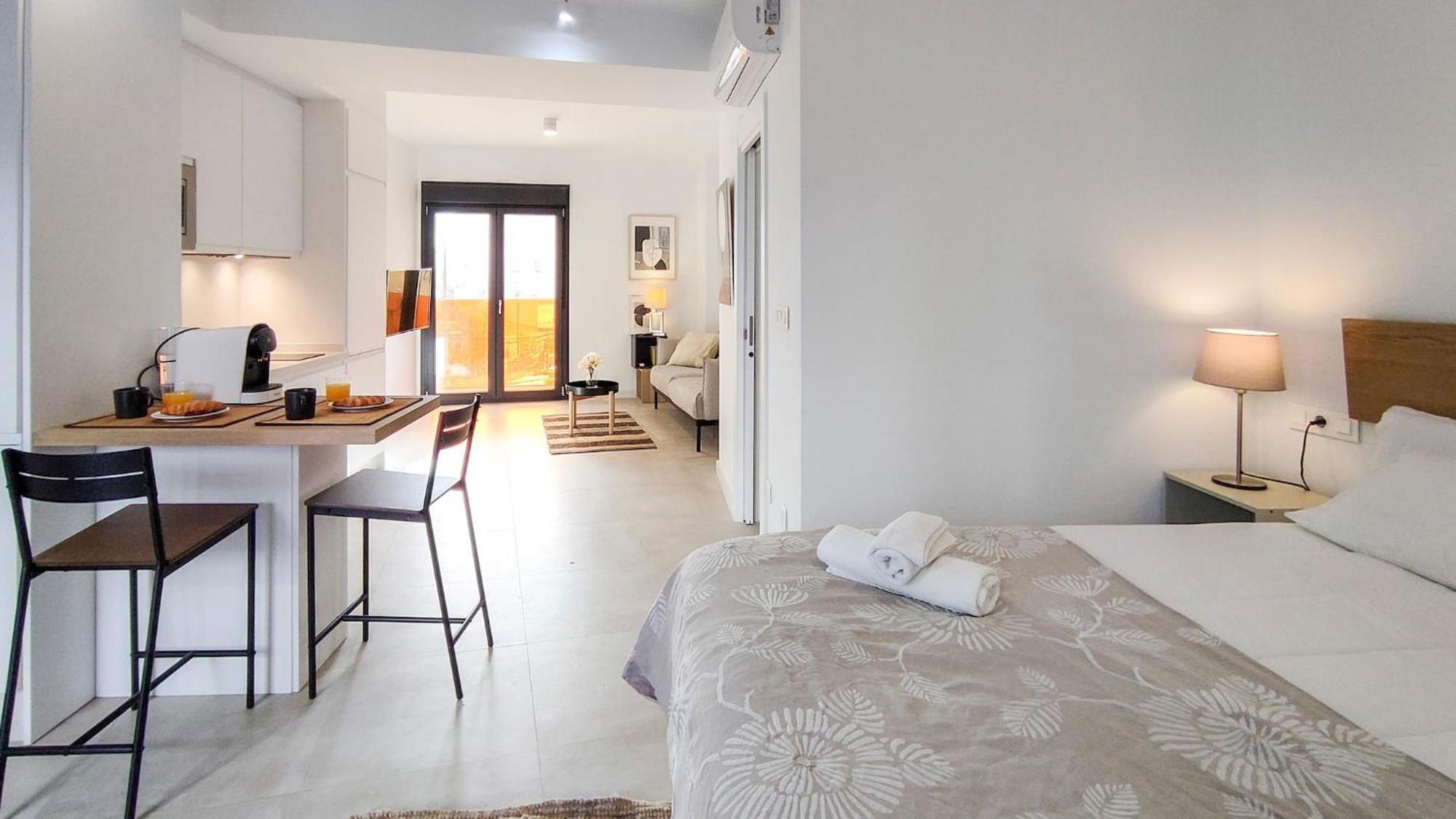Edificio Ollerias By Sharingco Apartment Malaga Bagian luar foto